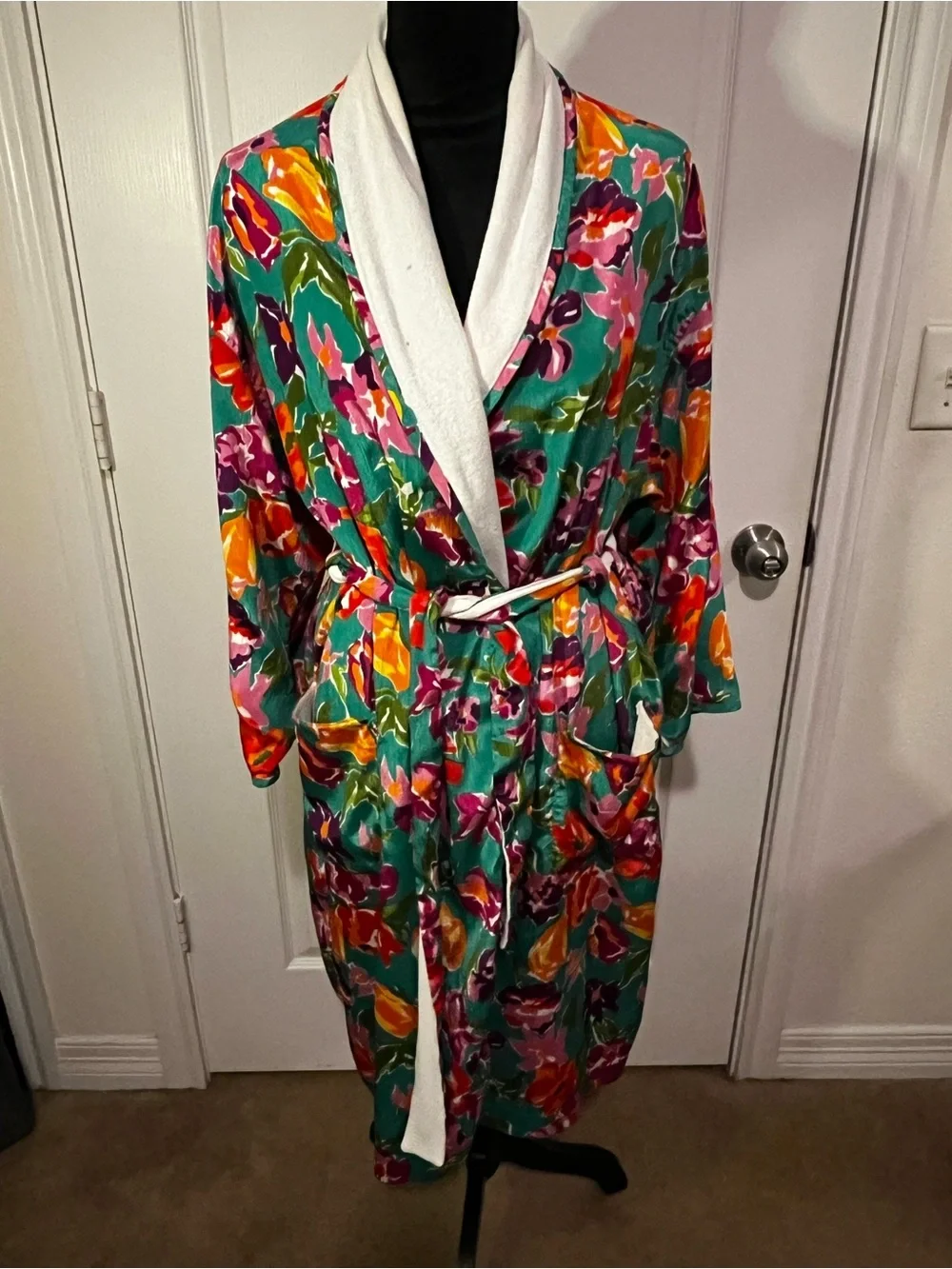 vibrant vintage Victoria's Secret floral robe